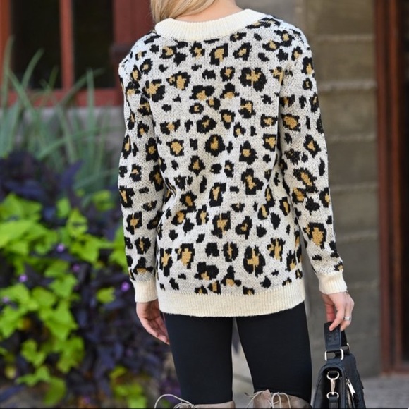Leopard lace up sweater - Picture 2 of 3